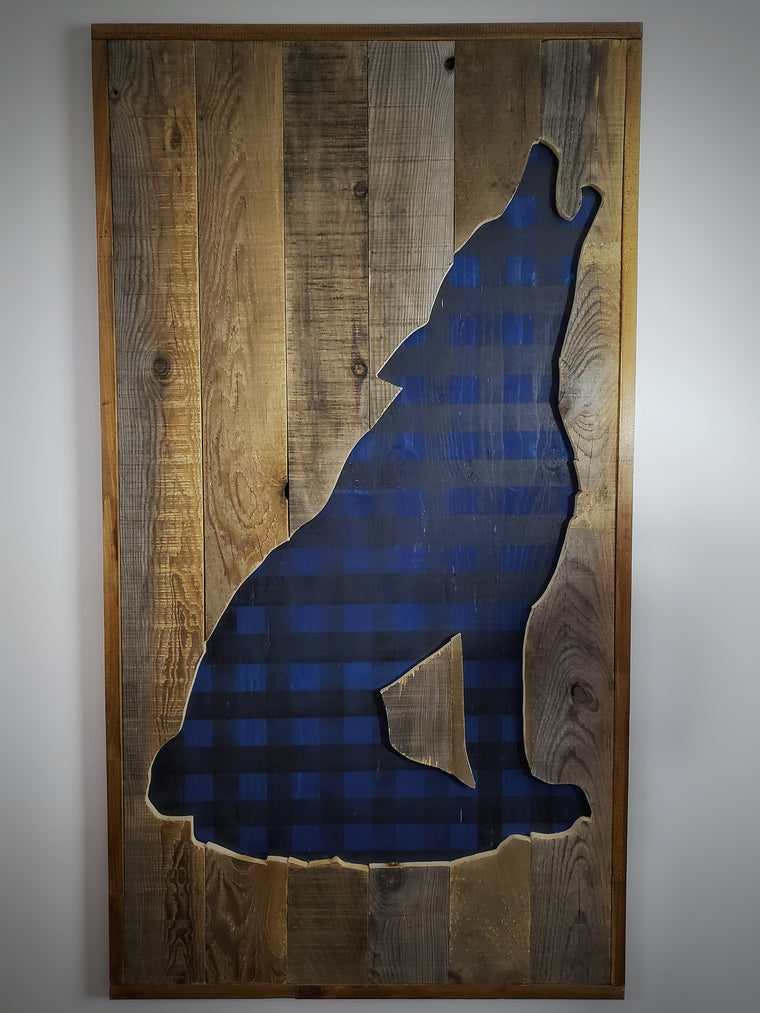 Barnwood Wolf | Plaid