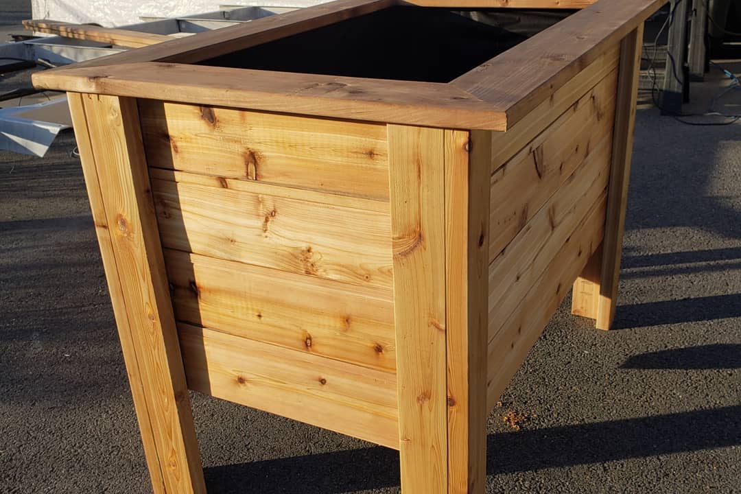 Cedar Wood Planter's Box